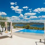 Villa Pirata *