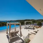 Villa Pirata