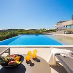 Villa Pirata Jezera