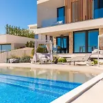 Pirata Villa Jezera